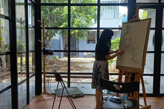 Beginner Painting & Drawing Class in Hanoi – Art Tutor Hanoi - What you will learn: beginner still life, not an art exam