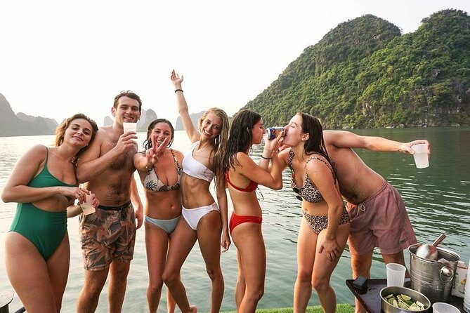 BEST Halong Bay Cruise 2 days 1 night - 5 stars - Luon Cave Kayaking: Quiet Water and Close-Up Rocks
