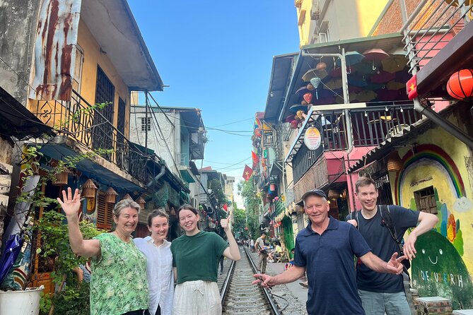 Best Hanoi Food Tour 7 Different Food Tasting Visit Train Street - Guides, Group Size, and the Value at This Price
