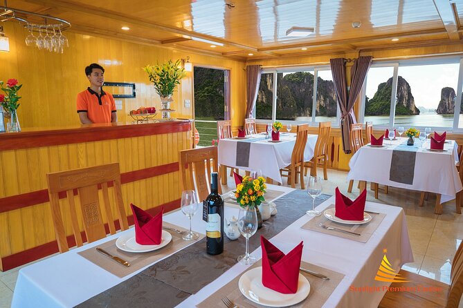 Best Lan Ha Bay Cat Ba Cruise 2 Days 1 Night Less touristy - Hanoi to the port: bus time, crowding, and tide delays