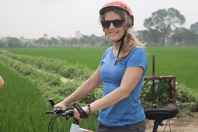 Bicycle Tour Full Day Explore Red River Delta & Rural Villages - Lunch in a local restaurant: simple food, real location