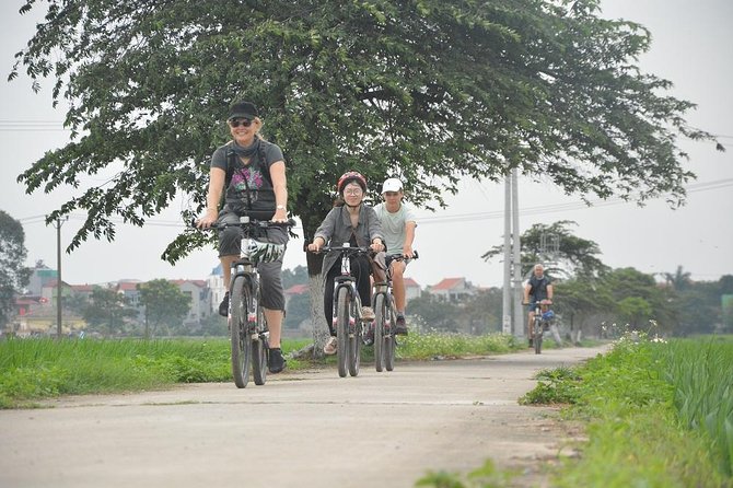 Bicycle Tours Hanoi: Full Day Bicycle Tour Hanoi Countryside - Ho Truc Bach, a cooler afternoon break in the villages
