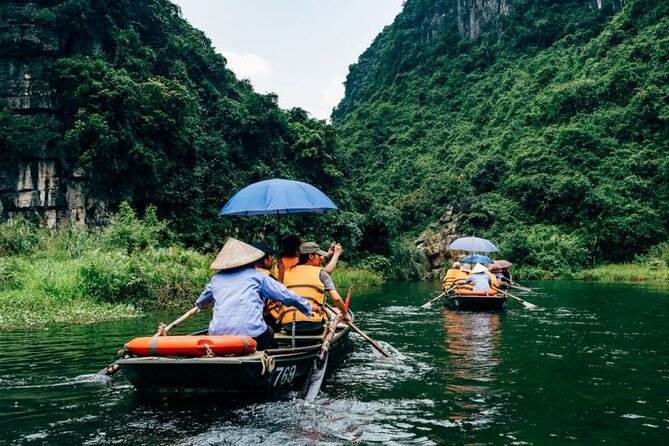 Boat and Bike Riding with Mua Cave in Ninh Binh Full Day Tour - Mua Cave: almost 500 steps for the viewpoint payoff