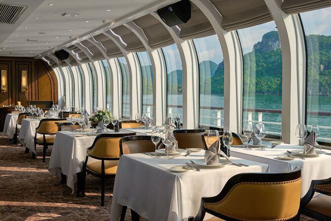 Buffet on Paradise Delight Dining Cruise Halong Bay Tour - Service onboard: the crew who make it feel easy