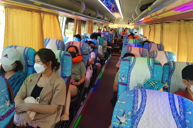 Bus Hanoi to Cat Ba Island with Cat Ba Express - The speedboat hop to Cai Vieng: short, but plan for it