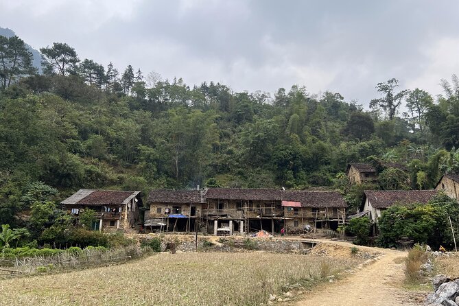 Cao Bang Easy Trekking Tours 2Days/1Night Ban Gioc Waterfall ET1 - Getting back to Hanoi: local bus to Cao Bang, then limousine comfort