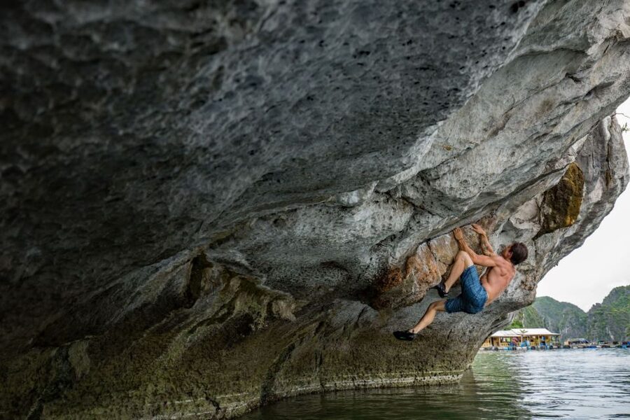 Cat Ba: Advanced Rock Climbing & Cliff Jumping Boat Tour - Should You Book This Deep Water Soloing and Cliff Jumping Tour?