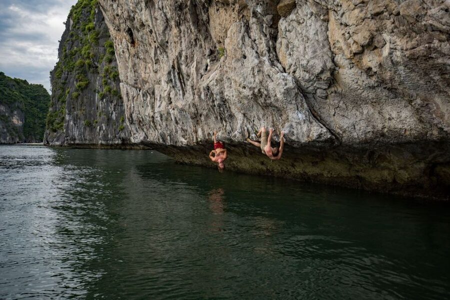 Cat Ba: Advanced Rock Climbing & Cliff Jumping Boat Tour - Why Lan Ha Bay Makes Cat Ba DWS Feel So Special