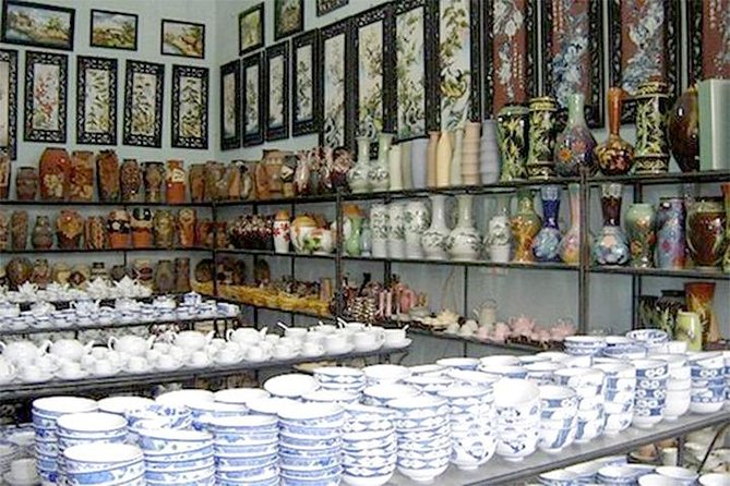 Craft Village Tour (Quang Phu Cau, Bat Trang, Chuong Conical,...) - Shopping without turning it into a random souvenir hunt
