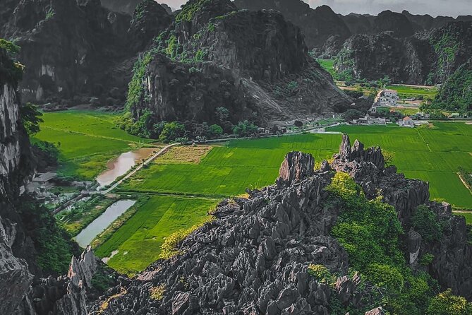 Day Trip from Hanoi to Ninh Binh Hoa Lu, Trang An, and Mua Cave - Key takeaways before you go