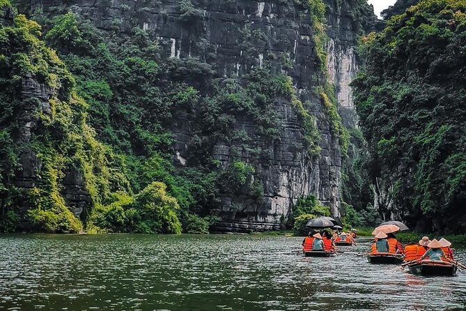 Day Trip from Hanoi to Ninh Binh Hoa Lu, Trang An, and Mua Cave - Trang An Grottoes: the UNESCO boat ride you remember
