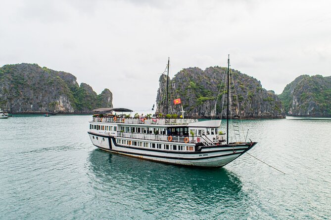 Day trip to Halong Bay from Hanoi - The Photo Game: How to Get Great Shots Without Feeling Rushed