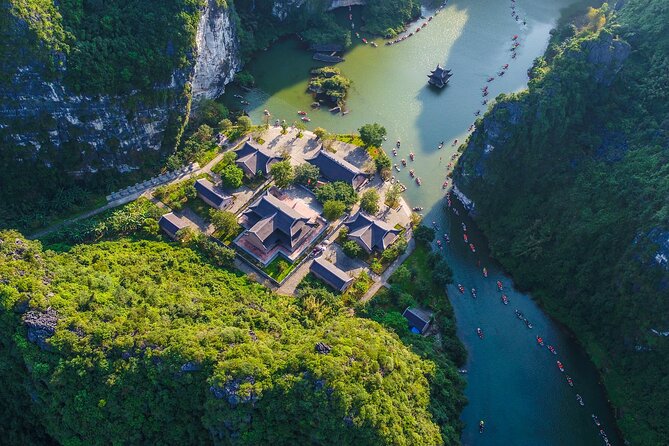 Dcar Day-Tour: Hoa Lu & Trang An & Mua Cave - Mua Cave Park, Hang Mua Viewpoint, and the Climb to Dragon Peak