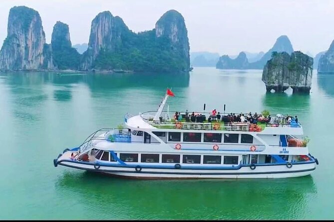 DELUXE Halong Cruise 1 Day Tour From Hanoi - Daily Operated - Lunch onboard: Vietnamese and seafood, plus diet support
