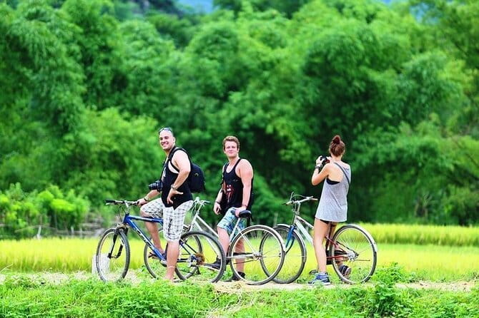 Deluxe Hanoi Tour, Ancient Villages, Pottery Class, Train Street - Lunch and ride time: the parts that decide whether the day feels easy