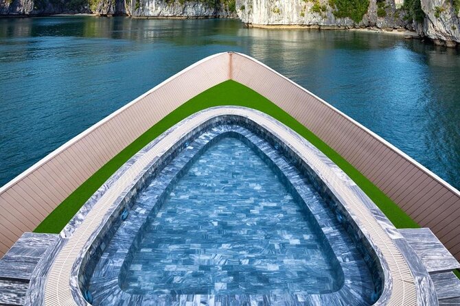 Doris 5 Star Cruise 2 Days 1 Night(Ha Long Bay+Lan Ha Bay) - Day 1 in Halong: Lunch on Board, Swimming Breaks, and a Real Sunset Window