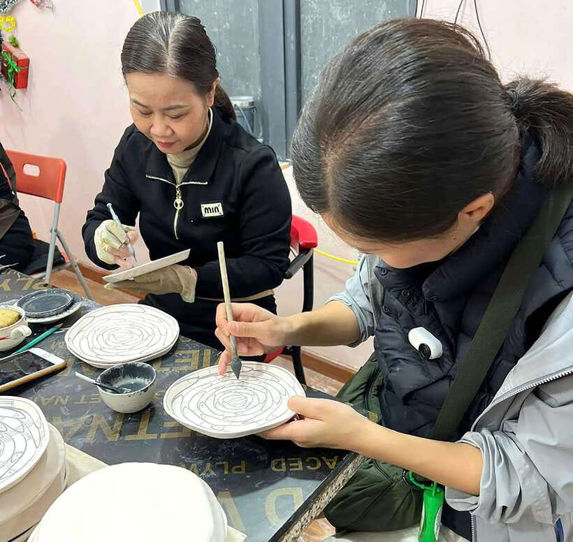 Experience the Art of Ceramic Painting | Hanoi’s Old Quarter - The kiln-firing wait: 1 to 2 days, so book early