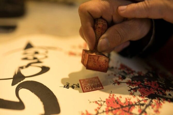 Experience Traditional Vietnamese Calligraphy Class in Ha Noi - Getting to the class in Ba Đình: the meeting point you should save