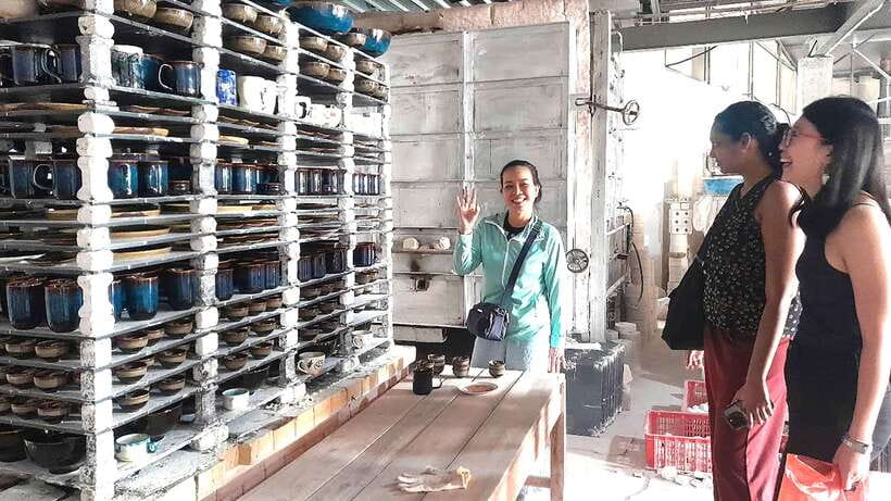 Explore Bat trang village & Ceramics factories / local guide - Pottery-making and painting factory visit: seeing the craft, not just the shelves
