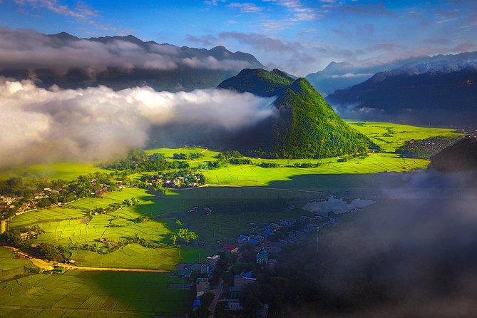 Explore Mai Chau - Pu Luong 3 days 2 nights - Day 1 Mai Chau Trek: Stilt Houses, a Muong Market, and Trail Time