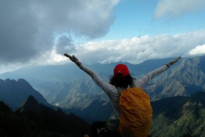 Fansipan Trek One Day Tour – Roof of Indochina - Arriving at Fansipan peak around noon: views, photos, and the summit certificate