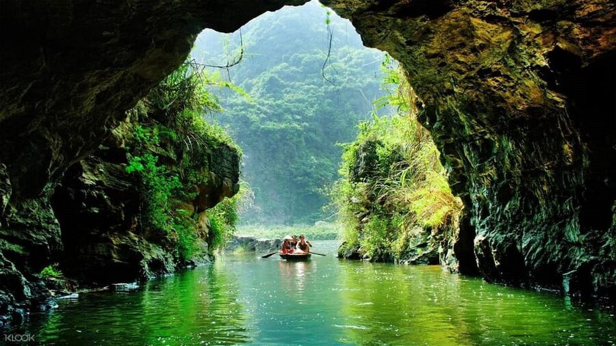 From Ha Noi: Hoa Lu – Tam Coc/ Trang An - Trang An: 2.5 hours of cave complex, temples, and limestone scenery