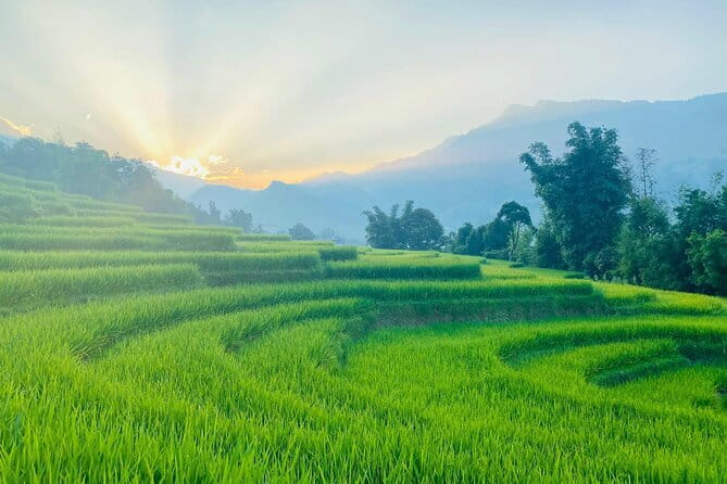 From Hà Nội ; Mu Cang Chai 3 Days 2 Nights By Car and Trekking - The early start from Hà Nội to the Mu Cang Chai region