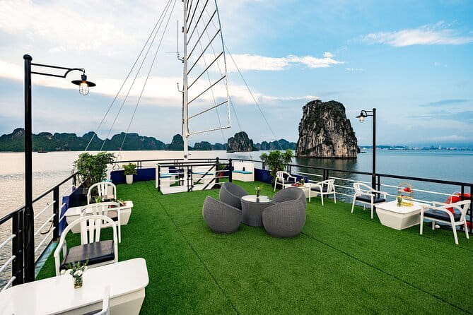 From Hanoi: 1-Day Halong 5-Star Cruises with Big & Small Groups - On-board comfort: what you get beyond the scenery