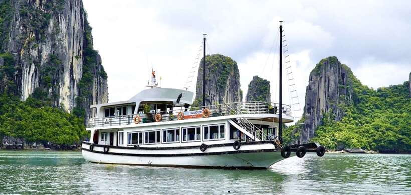 From Hanoi: 1 -Day Halong Bay Cruise With Big & Small Groups - Big and Small Group Cruises: Comfort, crowd level, and your day vibe