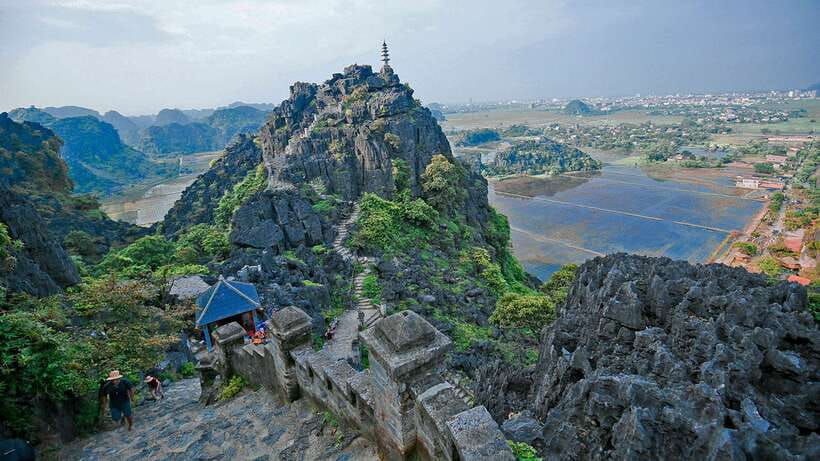 From Hanoi: 1-Day Ninh Binh Highlights Tour with Lunch - Pagodas and temples at Bai Dinh or Hoa Lu: choose your vibe