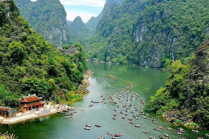 From Hanoi- 1 Day Ninh Binh Save Cost With Transfer Optional - Tam Coc or Trang An boat ride, sit back and let the scenery do the work
