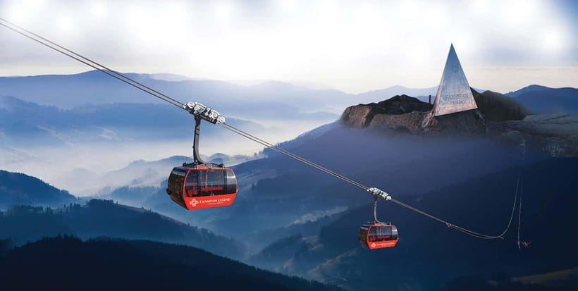 From Hanoi: 2-Day Luxury Sapa Trekking Tour with Homestay - Day 1: Y Linh Ho to Lao Chai, with a Muong Hoa Valley crossing