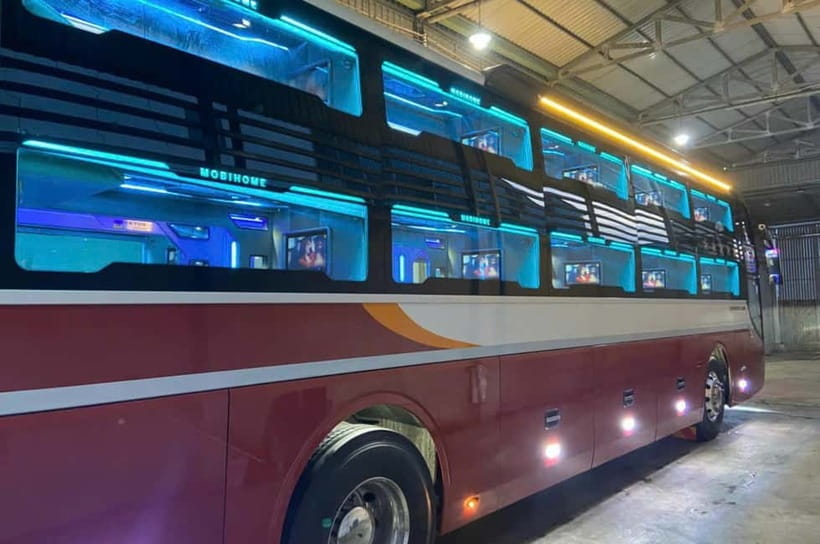 From Hanoi: 2-Day Sapa Limo Bus Tour & Fansipan Peak Visit - Fansipan Peak by Cable Car: The Roof of Indochina and the 600 Steps Reality