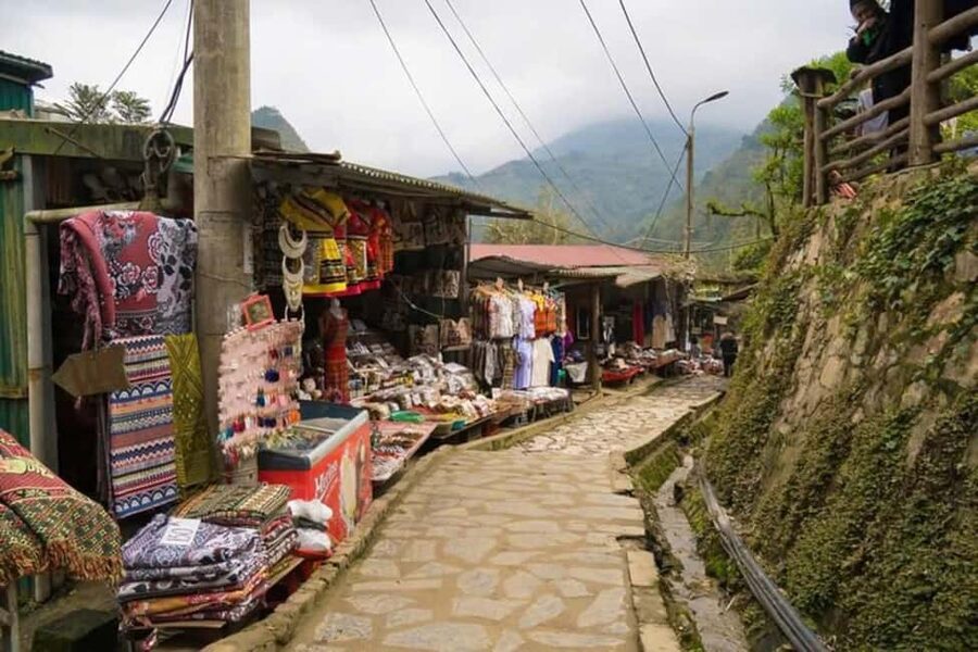 From Hanoi: 2-Days Sapa Trekking Tour Lao Chai and Cat Cat - Tips That Make This Trek Feel Safer And More Enjoyable