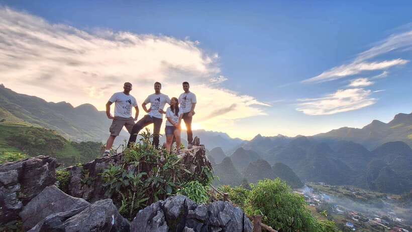 From Hanoi: 3 Day Ha Giang Loop Motorbike Self-ride Tour - Day 3: Ma Pi Leng Pass, Then Nho Que Canyon by Boat