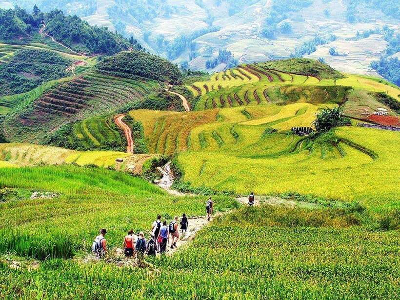 From Hanoi: 3-Day Sapa, Fansipan, Ninh Binh Tour with Meals - Fansipan Peak: cable car up, stairs up, views all the way