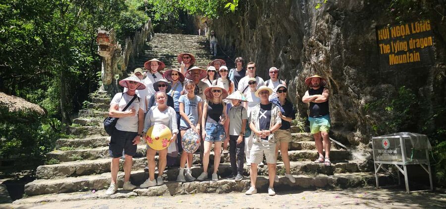 From Hanoi: 3-Day Trip to Ninh Binh with Ha Long Bay Cruise - Meals and room comfort: private balcony cabin and vegetarian-friendly options