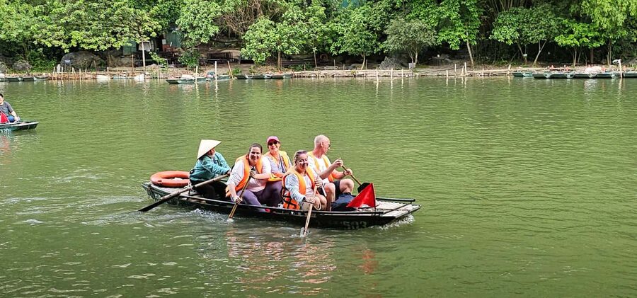 From Hanoi: 3-Day Trip to Ninh Binh with Ha Long Bay Cruise - Tam Coc and Mua Caves: what the crowd factor means for your day