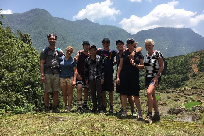 From Hanoi: 3 Days Luxury Sapa Trek & Fansipan Peak with Dcar - Entering Sapa by Dcar: what the limo day feels like