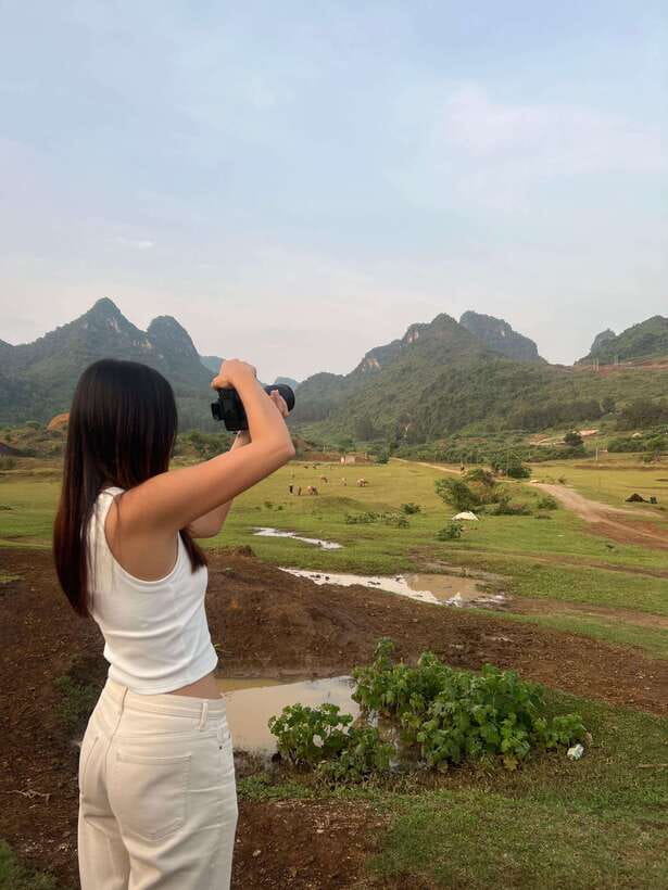 From Hanoi: Ban Gioc Waterfall & Angel Mountain 2-Day Tour - Nguom Ngao Cave stalactites: another underground stop worth the effort