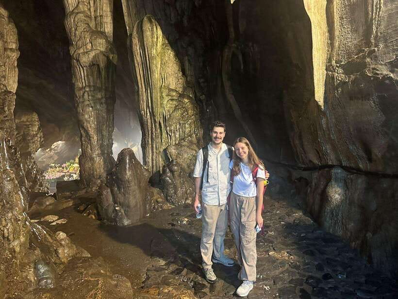 From Hanoi: Full-Day Perfume Pagoda Group Tour with Lunch - Huong Tich Cave: stairs trek (2.5 km) or cable car option