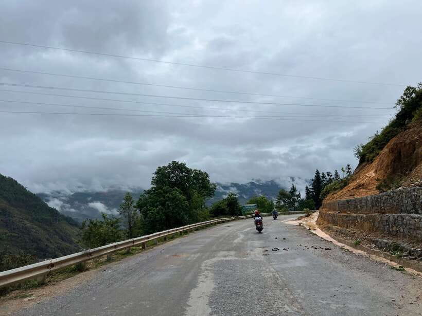 From Hanoi: Ha Giang Loop Easy Rider Tour by Sleeper Bus - Ma Pi Leng Pass: why this road is the headline
