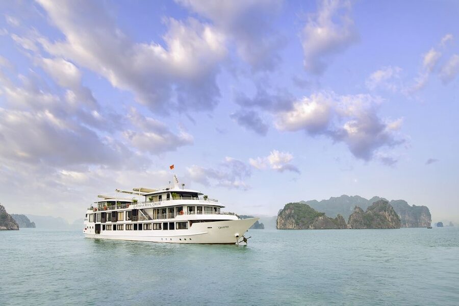 From Hanoi: Ha Long Bay 3-Day 5 Star Cruise with Balcony - Sung Sot Cave first, then Ti Top Island swimming and views