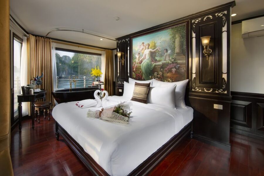 From Hanoi: Ha Long Bay 3-Day 5 Star Cruise with Balcony - What can change, and how to plan around weather and tides