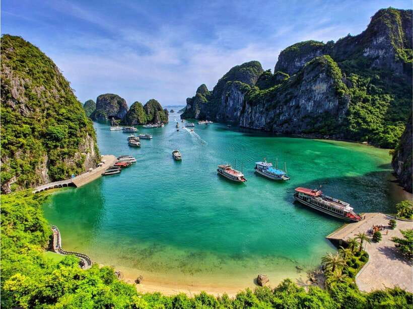 From Hanoi: Ha Long Bay Full-Day Luxury Cruise - Sung Sot Cave at Bo Hon Island, the cave visit you should dress for