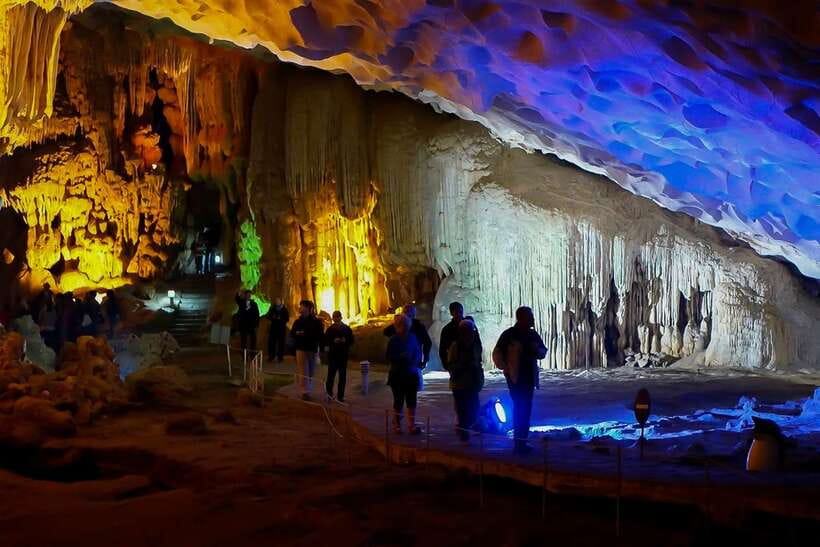 From Hanoi: Ha Long Bay Save-Cost Tours - Big & Small Groups - Lunch Onboard: Vietnamese Food, Set Menu Style, Drinks Cost Extra