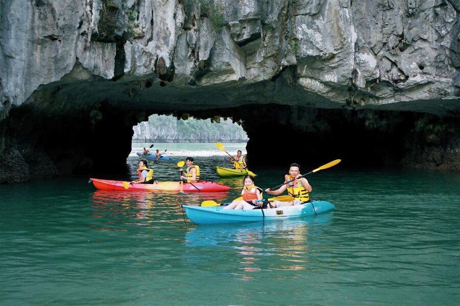From Hanoi: Halong Bay 1 Day Trip Visit Cave, Island, Kayak - Price and What You Actually Get for $47