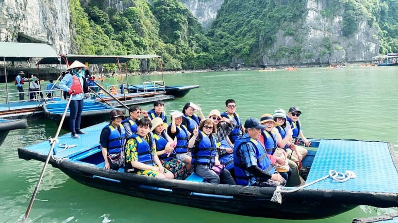 From Hanoi: Halong Cruise With Lunch & Come Back Hanoi Early - The 4-hour cruising block and the “best of Halong” feel