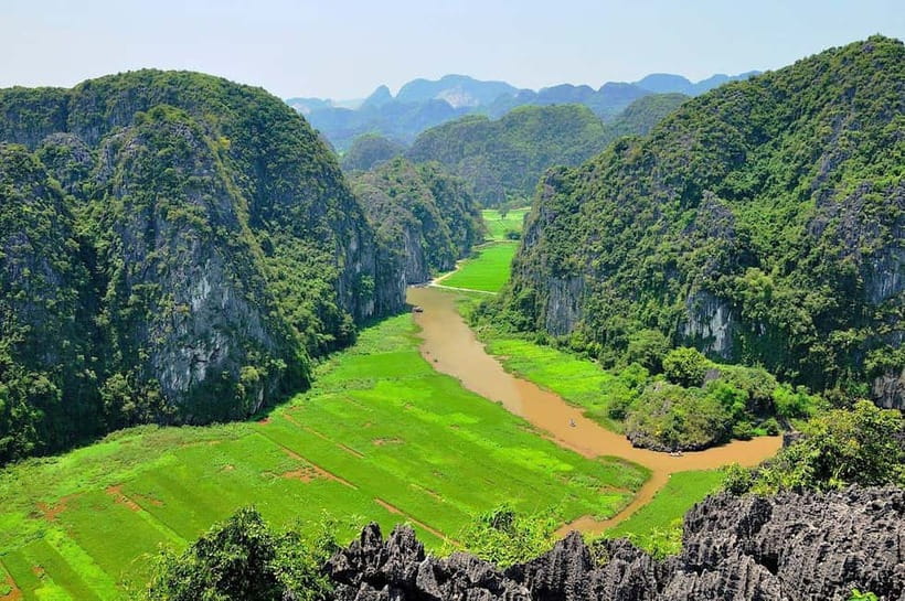 From Hanoi: Hoa Lu, Bai Dinh, Trang An, Tam Coc and Mua Cave - Trang An or Tam Coc by Bamboo Boat: The Moment Ninh Binh Becomes a Movie