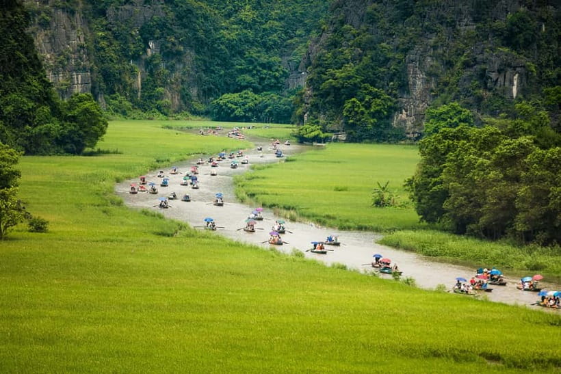 From Hanoi: Hoa Lu, Bai Dinh, Trang An, Tam Coc and Mua Cave - Mua Cave (Dancing Cave): The Steep Part That Makes the Day Worth It